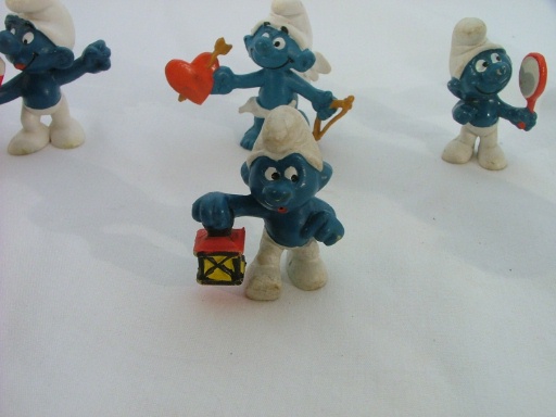 Smurfs Schleigh 1980 Peyo Hong Kong 1977 lantern smurf  