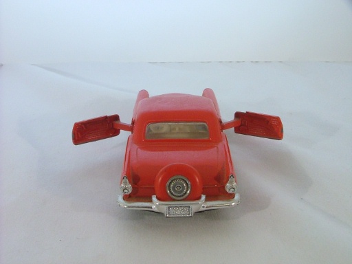 Red Majorette Thunderbird 1956 Scale 1/32 Vintage Auto  